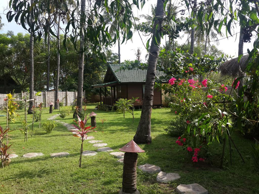 Oasi Bungalows Hotel Gili Air Luaran gambar