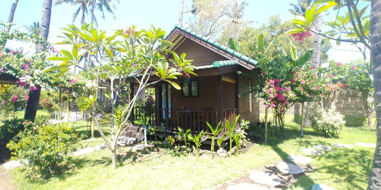 Oasi Bungalows Hotel Gili Air Luaran gambar